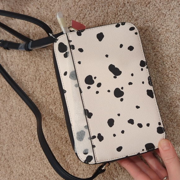 Kate Spade X Disney 101 Dalmatians Camera Bag - Picture 2 of 4
